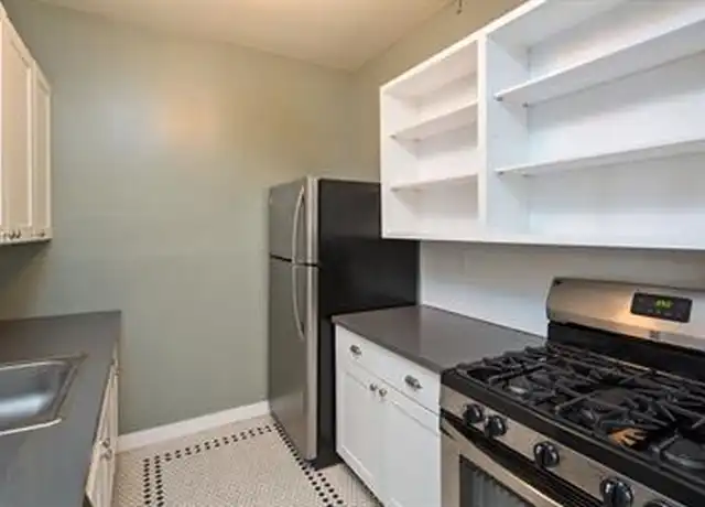 Property at 308 Bell St Unit 24, Seattle, WA, 98121, 2 beds, 1 bath, [object Object]