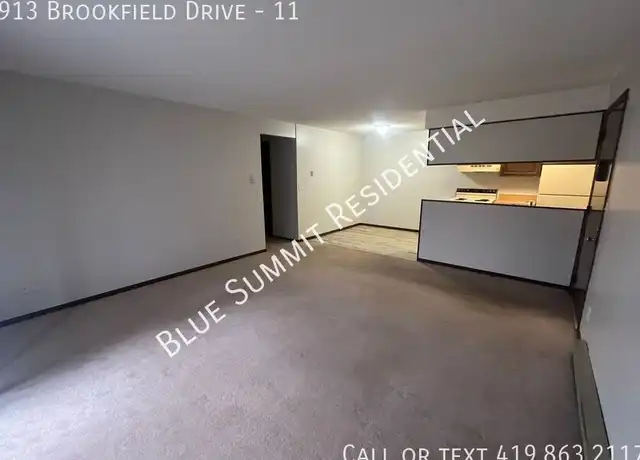 Property at 913 Brookfield Dr Unit 11, Mansfield, OH, 44907, 2 beds, 1 bath, [object Object]