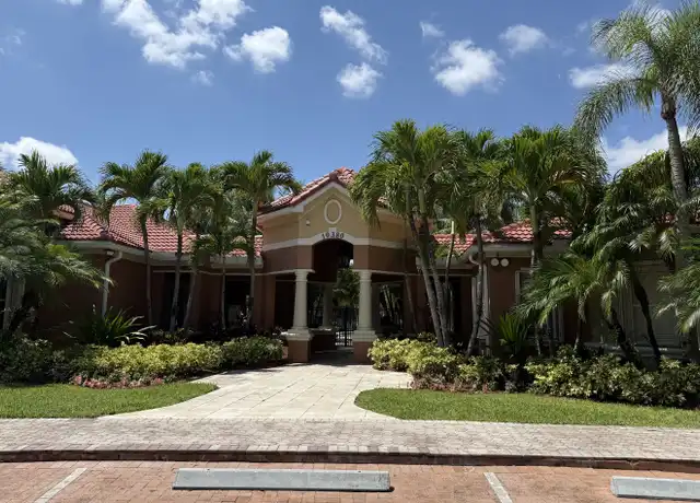 Property at 10342 Fox Trail Rd S #1411, West Palm Beach, FL, 33411, 1 bed, 1 bath, [object Object]