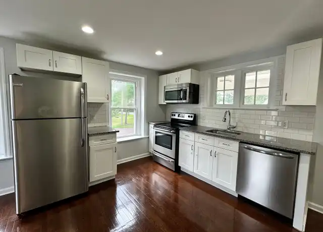 Property at 200 W Cherry Ln Unit 2, Souderton, PA, 18964, 1 bed, 1 bath, [object Object]