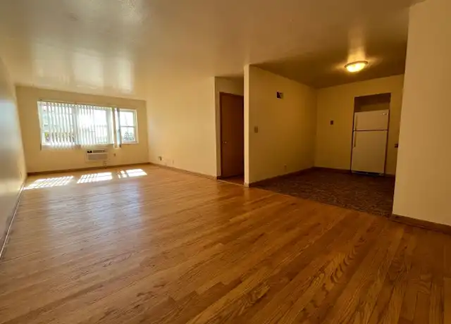 Property at 6230 S Packard Ave Unit 10, Cudahy, WI, 53110, 2 beds, 1 bath, [object Object]
