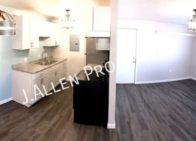Property at 1805 Parker Cir Unit B, Norfolk, NE, 68701, 2 beds, 1 bath, [object Object]