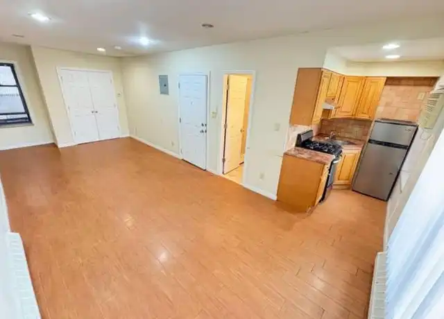 Property at 1976 Flatbush Ave, Brooklyn, NY, 11234, 0 beds, 1 bath, [object Object]