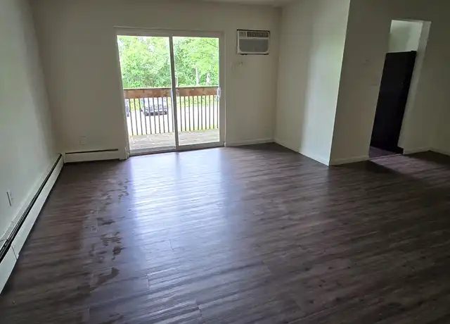 Property at 4045 Reading Rd Unit 13, Cincinnati, OH, 45229, 1 bed, 1 bath, [object Object]