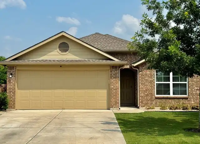 Property at 715 Luna Vista Dr, Hutto, TX, 78634, 3 beds, 2 baths, [object Object]