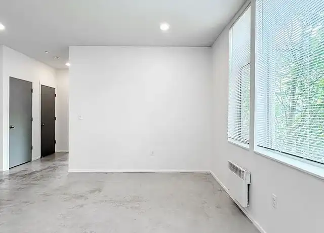 Property at Bravo Apartments - 1220 E Remington Ct, Seattle, WA, 98122, 1 bed, 1 bath, [object Object]