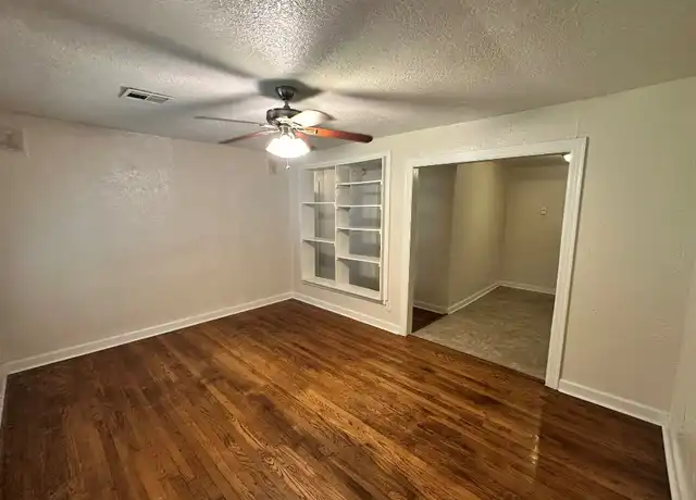 Property at 1350 Classen Blvd, Norman, OK, 73071, 3 beds, 1 bath, [object Object]