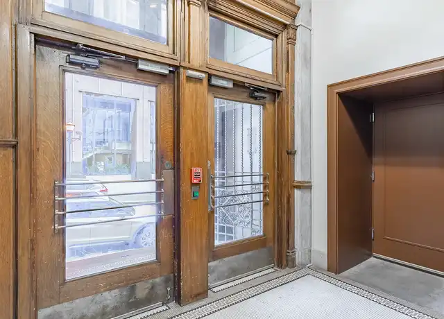 Property at The Vault - 115 N Charles St, Baltimore, MD, 21201, 1 bed, 1 bath, [object Object]