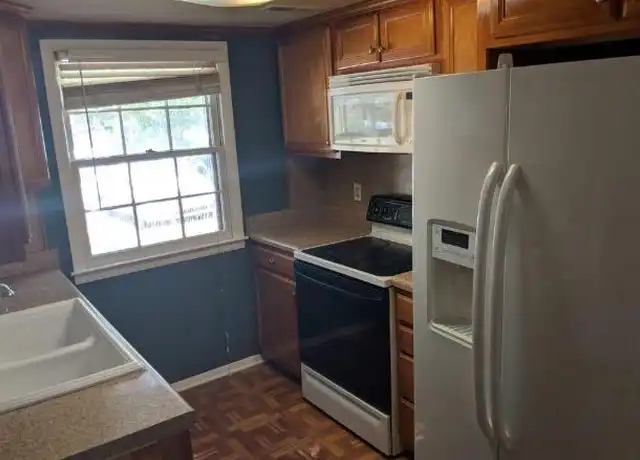 Property at 2914 Saint Marks Rd, Winston Salem, NC, 27103, 3 beds, 3 baths, [object Object]