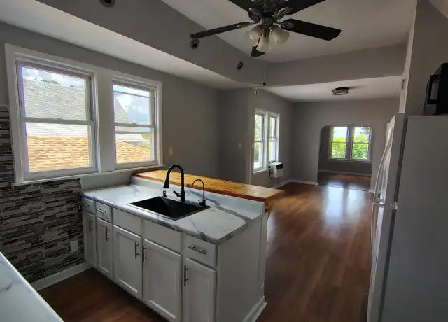 Property at 3338 W Pershing Rd Unit 2, Chicago, IL, 60632, 3 beds, 1.5 baths, [object Object]