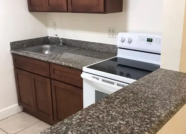Property at 1533 NW 2nd Ave Unit 1533-2, Miami, FL, 33136, 1 bed, 1 bath, [object Object]