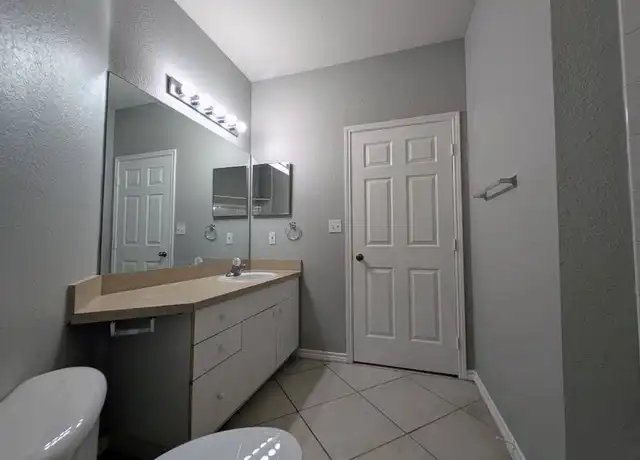 Property at 4333 Bayside Village Dr #222, Tampa, FL, 33615, 2 beds, 2 baths, [object Object]