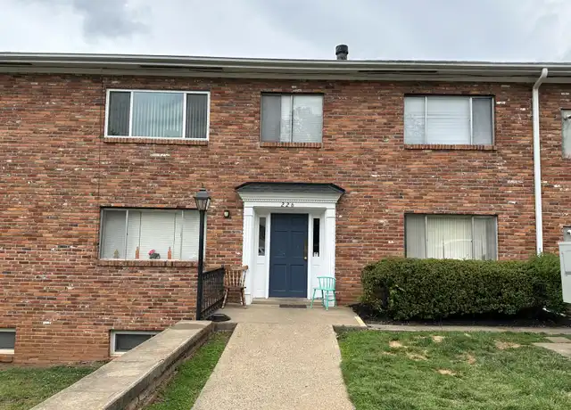 Property at 226 W Cameron St Unit 3, Culpeper, VA, 22701, 2 beds, 1 bath, [object Object]