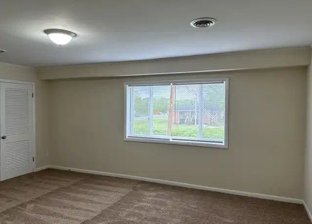 Property at 226 W Cameron St Unit 3, Culpeper, VA, 22701, 2 beds, 1 bath, [object Object]