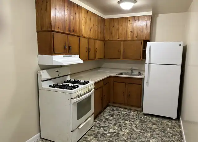 Property at 226 W Cameron St Unit 3, Culpeper, VA, 22701, 2 beds, 1 bath, [object Object]