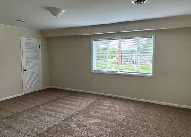 Property at 226 W Cameron St Unit 3, Culpeper, VA, 22701, 2 beds, 1 bath, [object Object]
