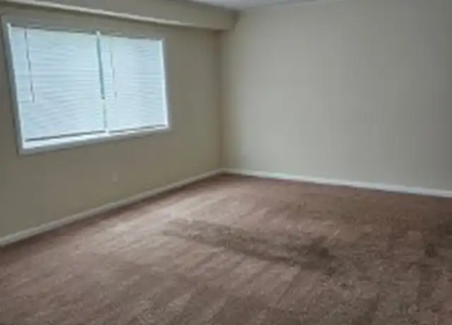 Property at 226 W Cameron St Unit 3, Culpeper, VA, 22701, 2 beds, 1 bath, [object Object]