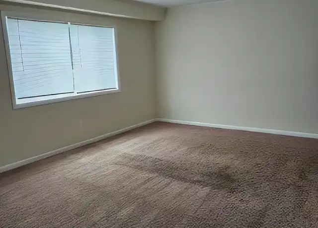 Property at 226 W Cameron St Unit 3, Culpeper, VA, 22701, 2 beds, 1 bath, [object Object]