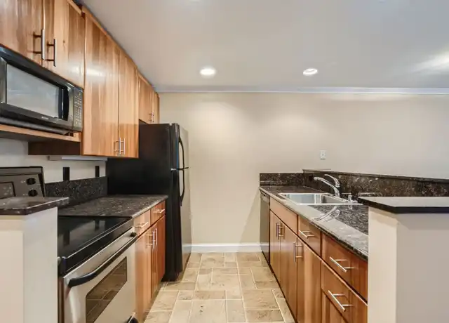 Property at 17 Etruria St Unit 102, Seattle, WA, 98109, 1 bed, 1 bath, [object Object]