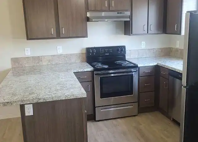 Property at Yamhill Firs - 19025 SE Yamhill St, Portland, OR, 97233, 1 bed, 1 bath, [object Object]