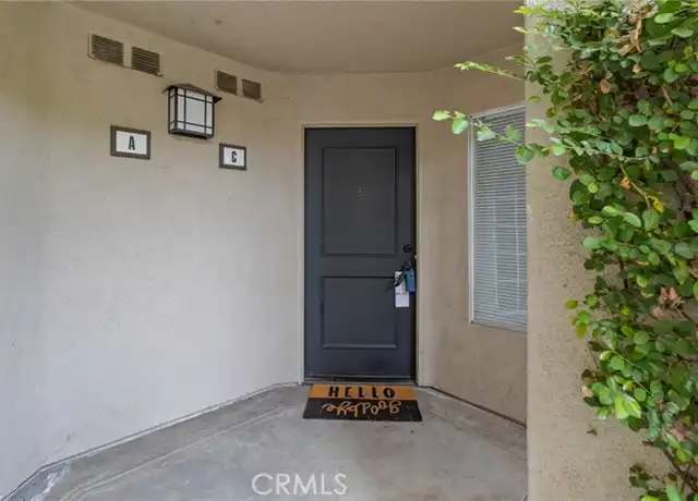 Property at 151 S Cross Creek Rd Unit C, Orange, CA, 92869, 1 bed, 1 bath, [object Object]