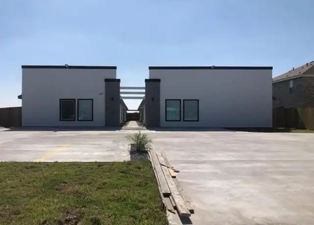 Property at 1104 Jessie St Unit 2, Weslaco, TX, 78596, 2 beds, 2 baths, [object Object]