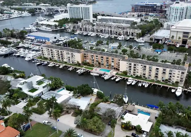 Property at 1777 SE 15th St #413, Fort Lauderdale, FL, 33316, 1 bed, 1 bath, [object Object]