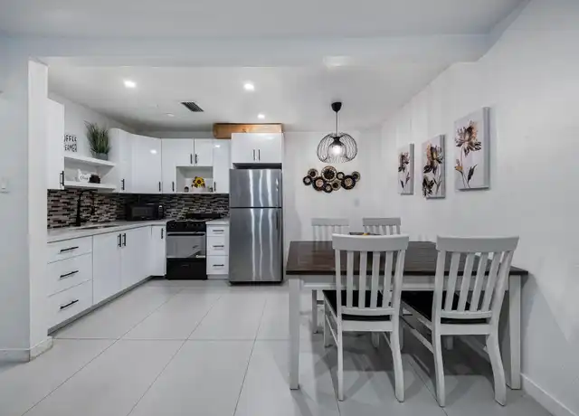 Property at 1211 NE 15th Ave Unit 1, Fort Lauderdale, FL, 33304, 2 beds, 1 bath, [object Object]