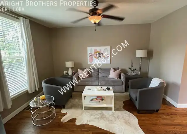 Property at 1701 Highland Ave Unit 2, Knoxville, TN, 37916, 2 beds, 1 bath, [object Object]