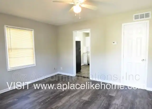 Property at 9531 Charlotte St, Kansas City, MO, 64131, 2 beds, 1 bath, [object Object]