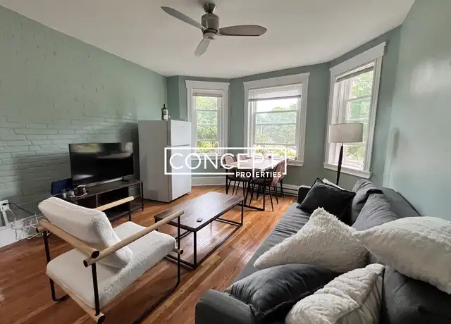 Property at 55 Park Dr Unit 10, Boston, MA, 02215, 2 beds, 1 bath, [object Object]