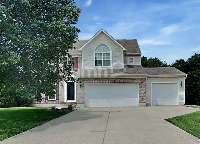 Property at 5 Wells Dr, Springboro, OH, 45066, 4 beds, 2.5 baths, [object Object]