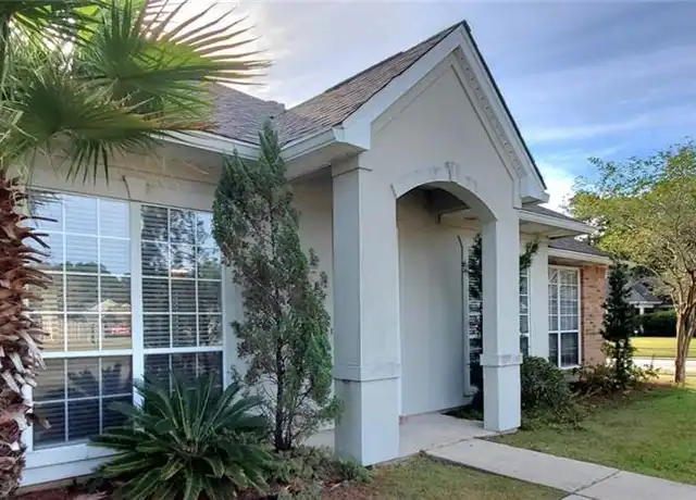 Property at 1002 Helenes Way, Slidell, LA, 70461, 4 beds, 2 baths, [object Object]