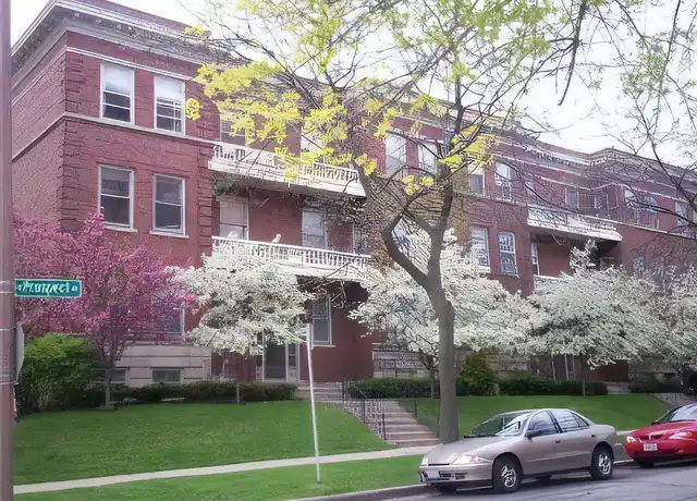 Property at 2511 N Prospect Ave Unit 2511 09, Milwaukee, WI, 53211, 3 beds, 1 bath, [object Object]