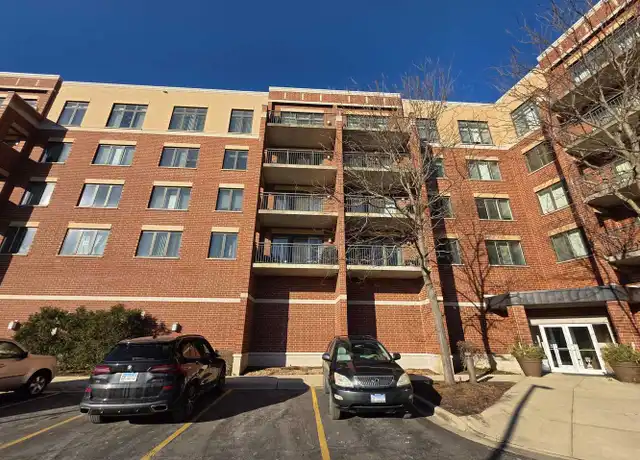 Property at 225 Main St #210, Roselle, IL, 60172, 2 beds, 2 baths, [object Object]