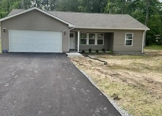 Property at 1815 Debbie Dr, Paducah, KY, 42003, 3 beds, 2 baths, [object Object]