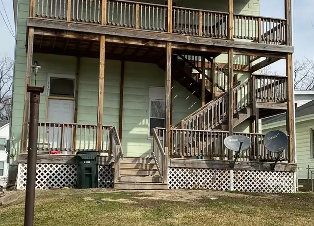 Property at 1335 W 13th St Unit 2, Davenport, IA, 52804, 3 beds, 1 bath, [object Object]