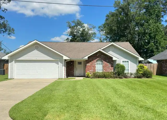 Property at 104 Elm Ct, Hammond, LA, 70403, 3 beds, 2 baths, [object Object]