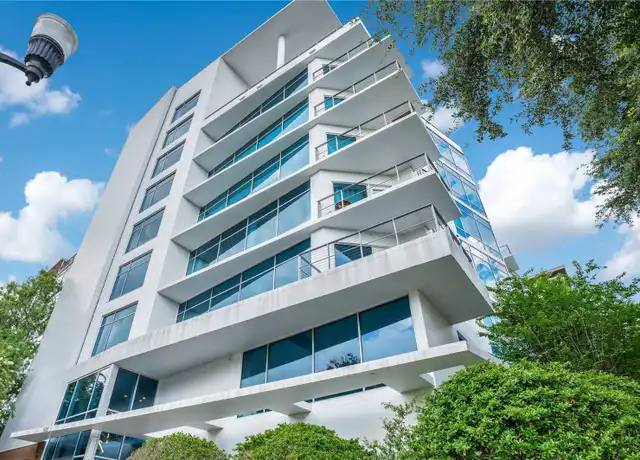 Property at 525 E Jackson St #304, Orlando, FL, 32801, 2 beds, 2 baths, [object Object]