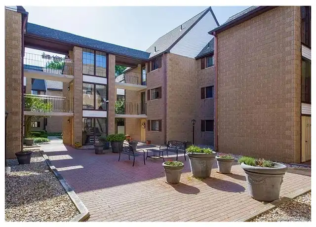 Property at 181 Loomis Dr #145, West Hartford, CT, 06107, 1 bed, 1 bath, [object Object]