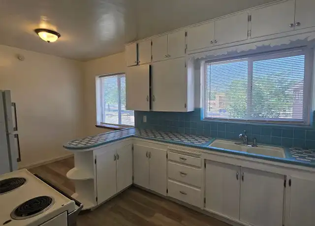Property at 1332 San Mateo Blvd SE Unit 1332-11, Albuquerque, NM, 87108, 1 bed, 1 bath, [object Object]
