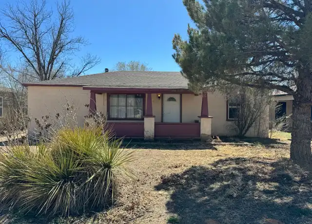 Property at 1010 E Amazon St, Portales, NM, 88130, 3 beds, 1 bath, [object Object]