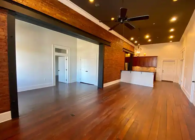 Property at 829 S Railroad Ave, Opelika, AL, 36801, 2 beds, 2 baths, [object Object]
