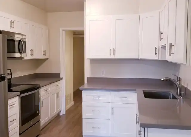 Property at 300 Monte Vista Ave Unit 104, Oakland, CA, 94611, 2 beds, 1 bath, [object Object]