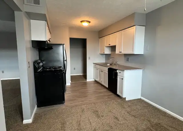 Property at 947 Business 28 Unit 19, Milford, OH, 45150, 2 beds, 2 baths, [object Object]