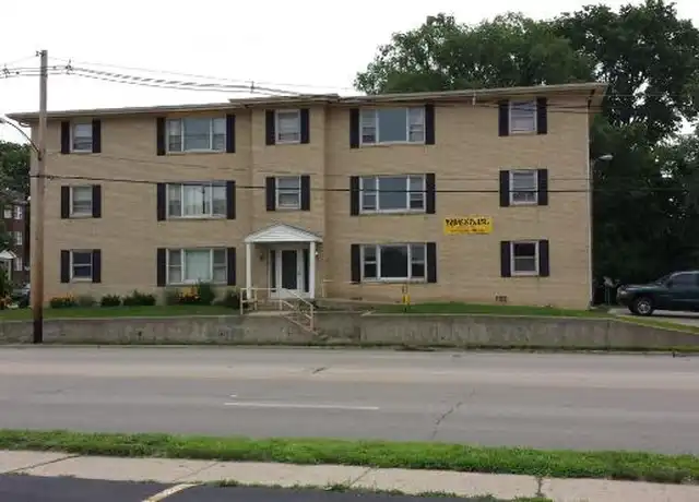 Property at 340 N Monroe St, Decatur, IL, 62522, 2 beds, 1 bath, [object Object]