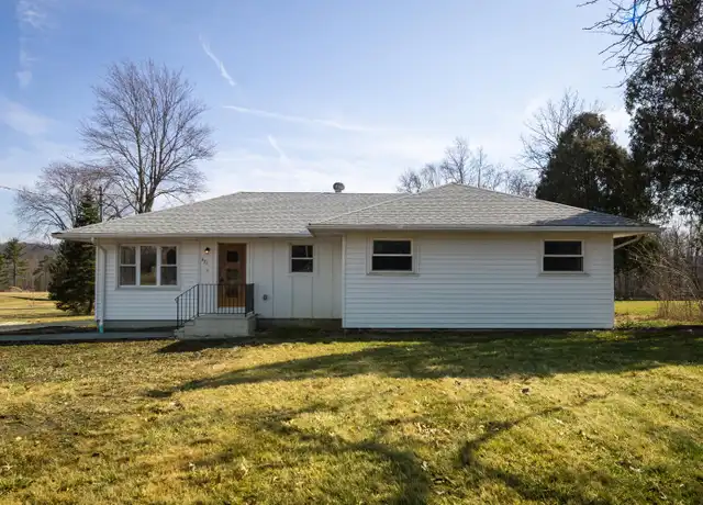 Property at 471 Ridge Rd, Hinckley, OH, 44233, 3 beds, 2 baths, [object Object]