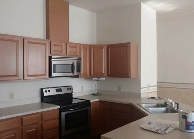 Property at 138 E Antietam St #203, Hagerstown, MD, 21740, 2 beds, 1 bath, [object Object]