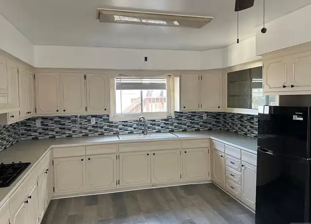Property at 296 Preakness Ave, Paterson, NJ, 07502, 2 beds, 1 bath, [object Object]