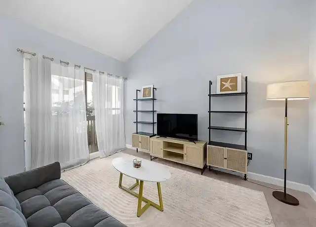 Property at 1124 Eureka St, San Diego, CA, 92110, 1 bed, 1 bath, [object Object]